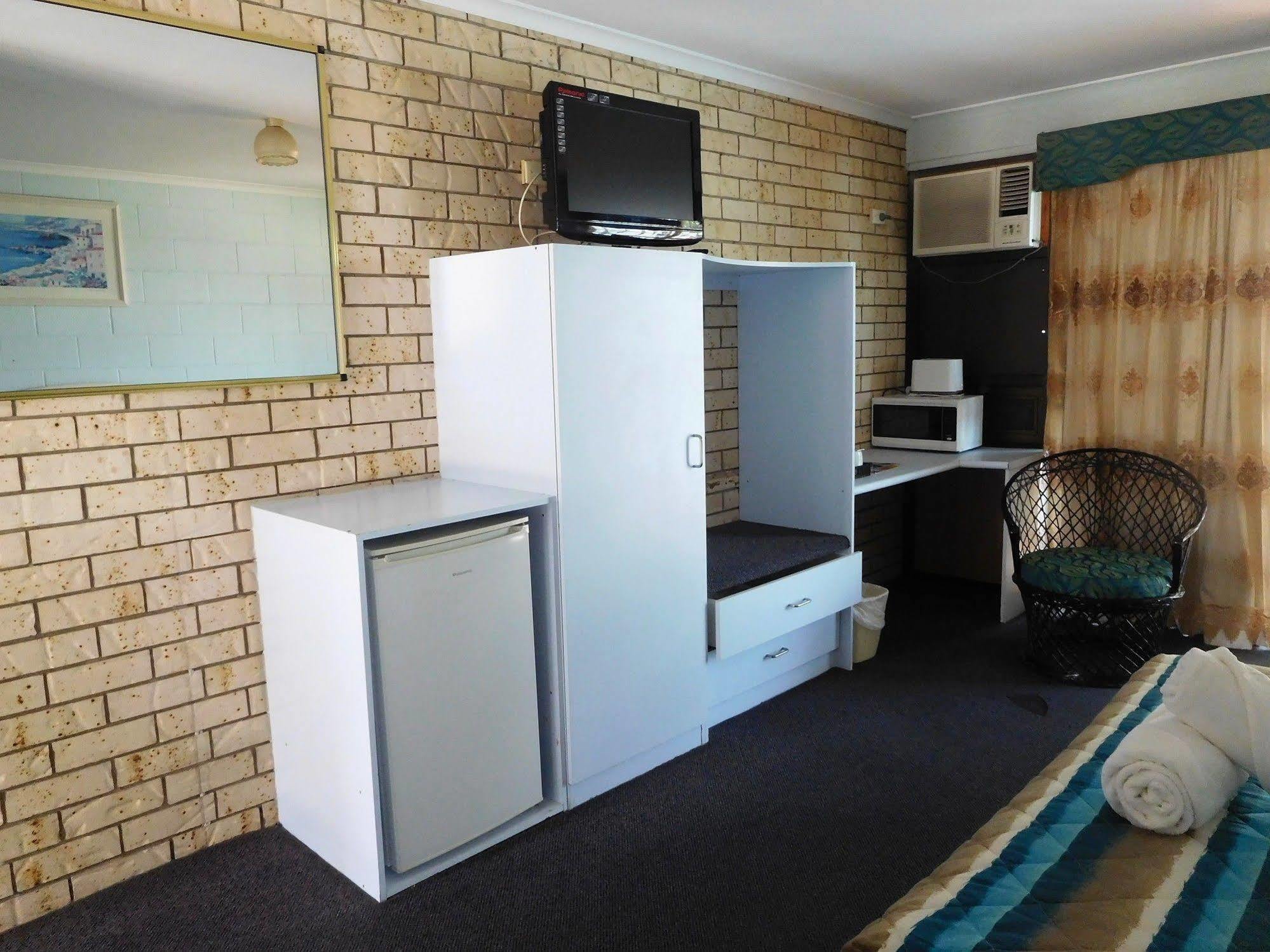 Y Motels Rockhampton Exterior photo