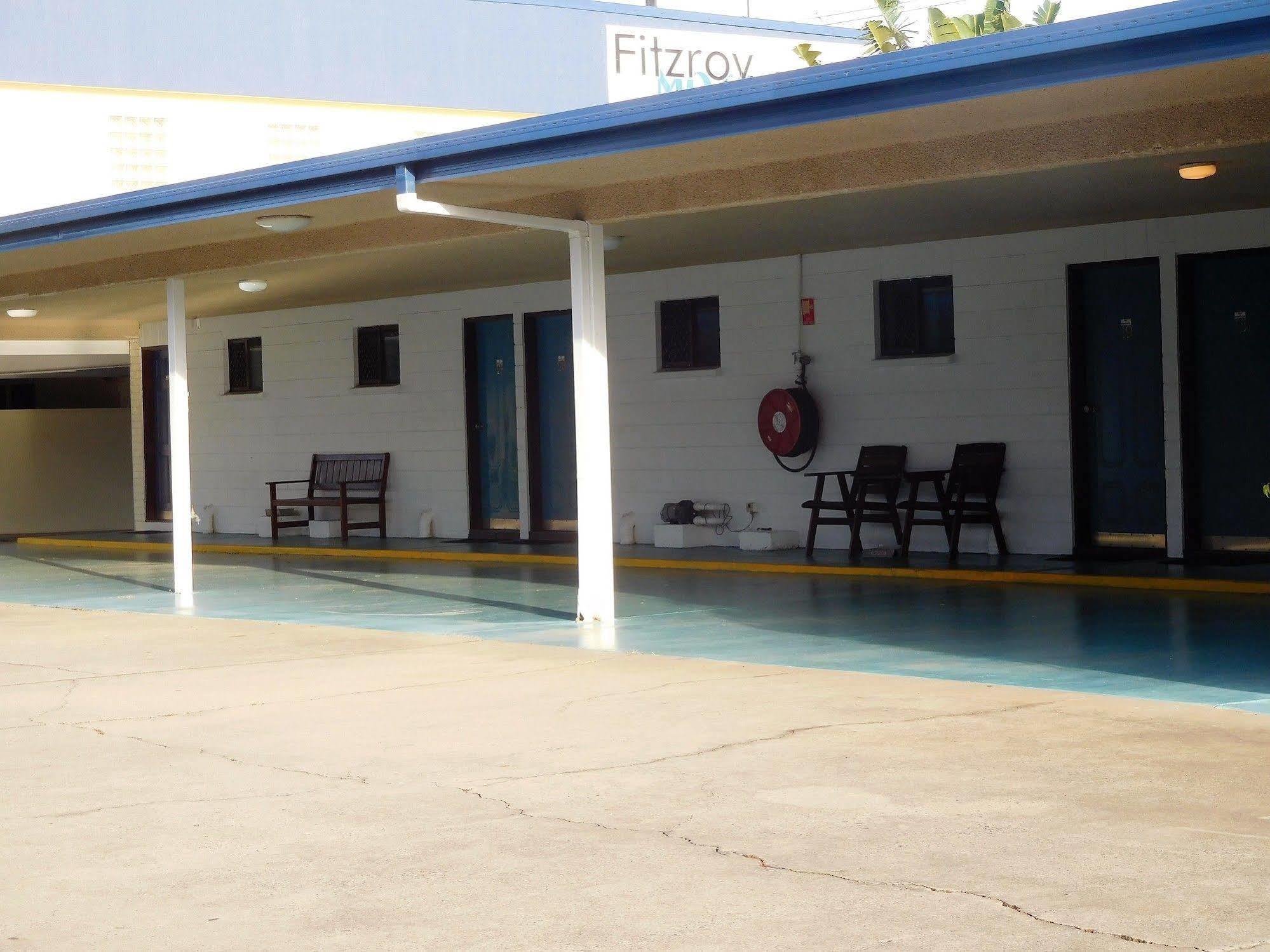 Y Motels Rockhampton Exterior photo